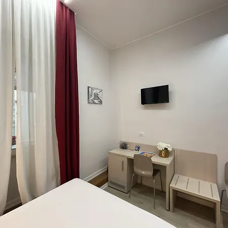 Giotto Flavia Hotell 2*