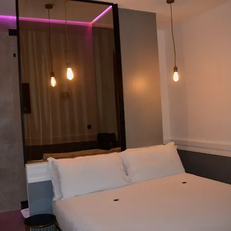 Giotto Flavia Hotell