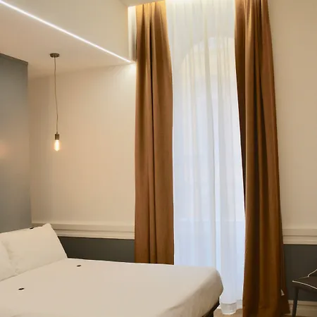 Giotto Flavia Hotell