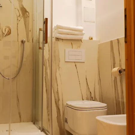 Giotto Flavia Hotel 2*